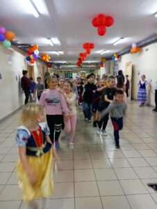 590886014 861235836491461 7536568999640117248 n